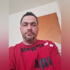Handsome American single parent from Milwaukee
