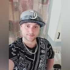 30-year-old white single dad in Los Angeles